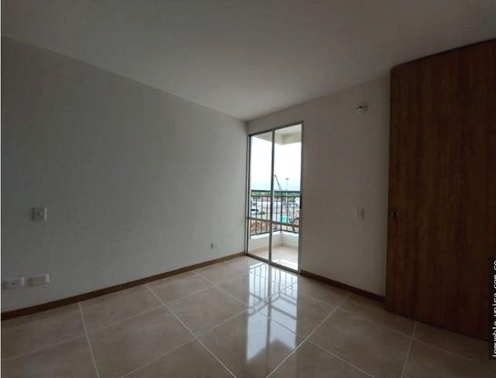 Apartamento En Arriendo - Urbanización La Flora, Cali