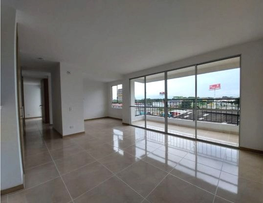 Apartamento En Arriendo - Urbanización La Flora, Cali