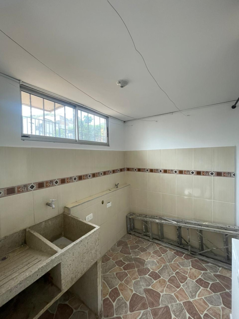 Casa En Arriendo - Chipichape, Cali