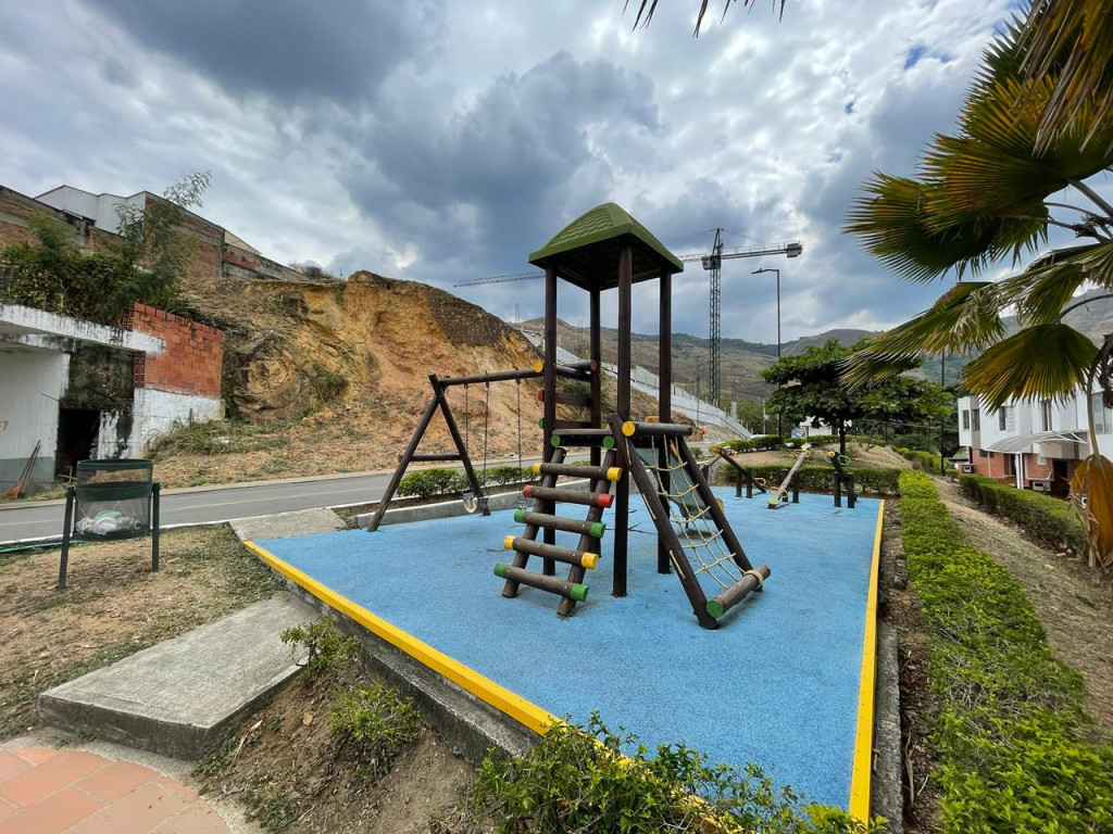 Casa En Arriendo - Chipichape, Cali