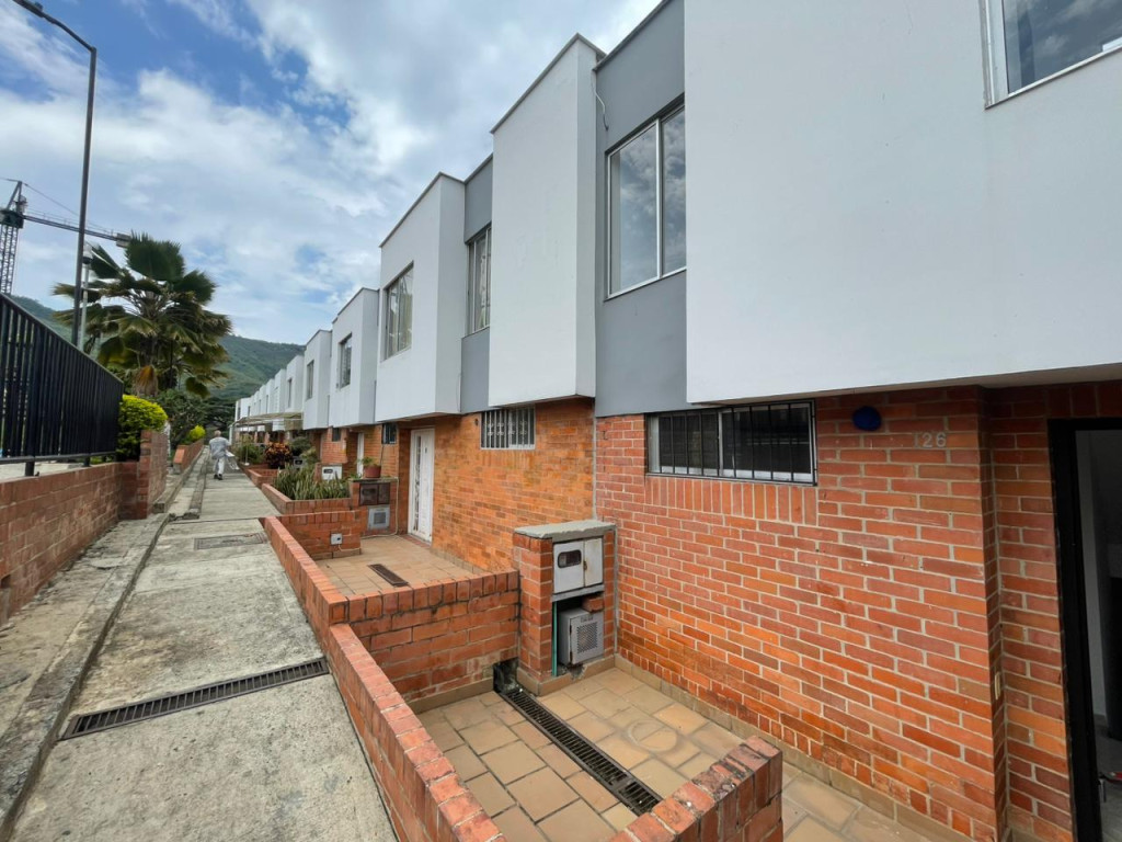 Casa En Arriendo - Chipichape, Cali