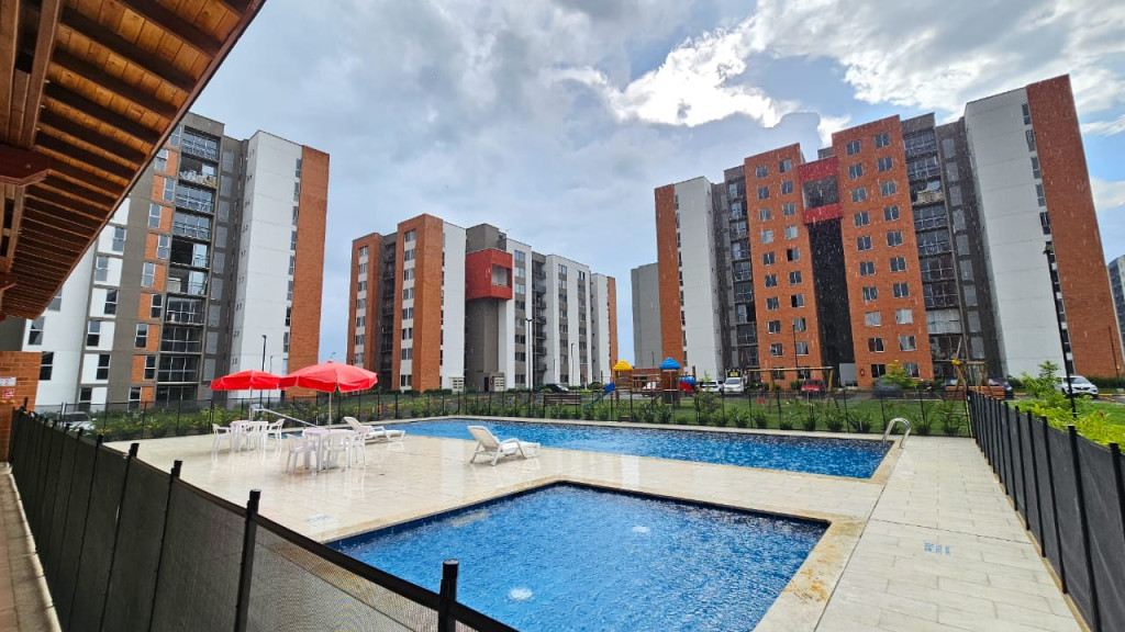 Apartamento En Arriendo - Ciudad Pacifica, Cali