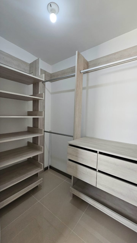 Apartamento En Arriendo - Valle Del Lili, Cali