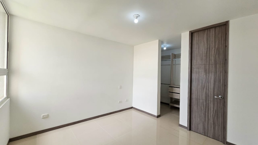Apartamento En Arriendo - Valle Del Lili, Cali
