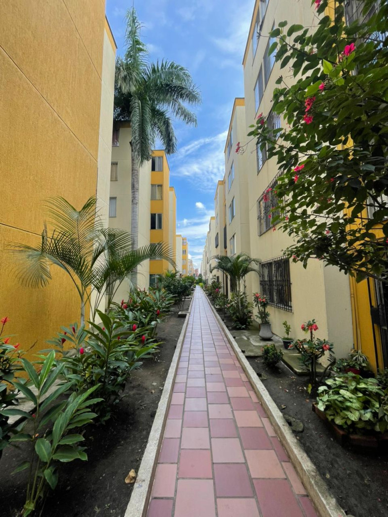 Apartamento En Arriendo - Brisas De Los Alamos, Cali