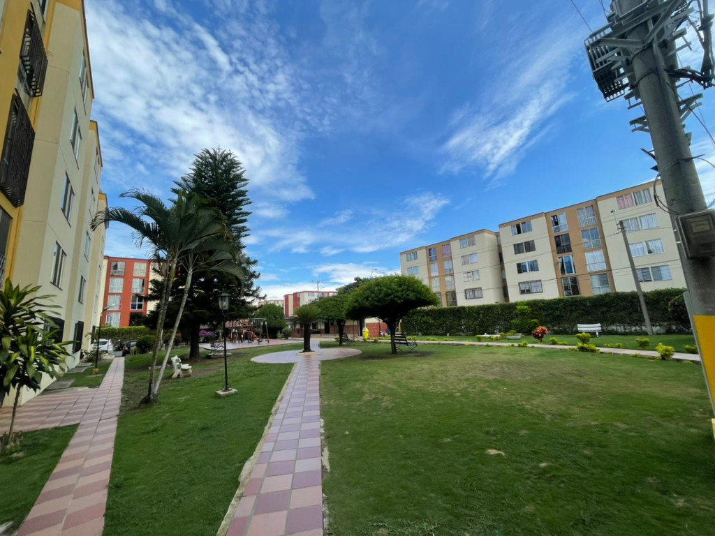 Apartamento En Arriendo - Brisas De Los Alamos, Cali