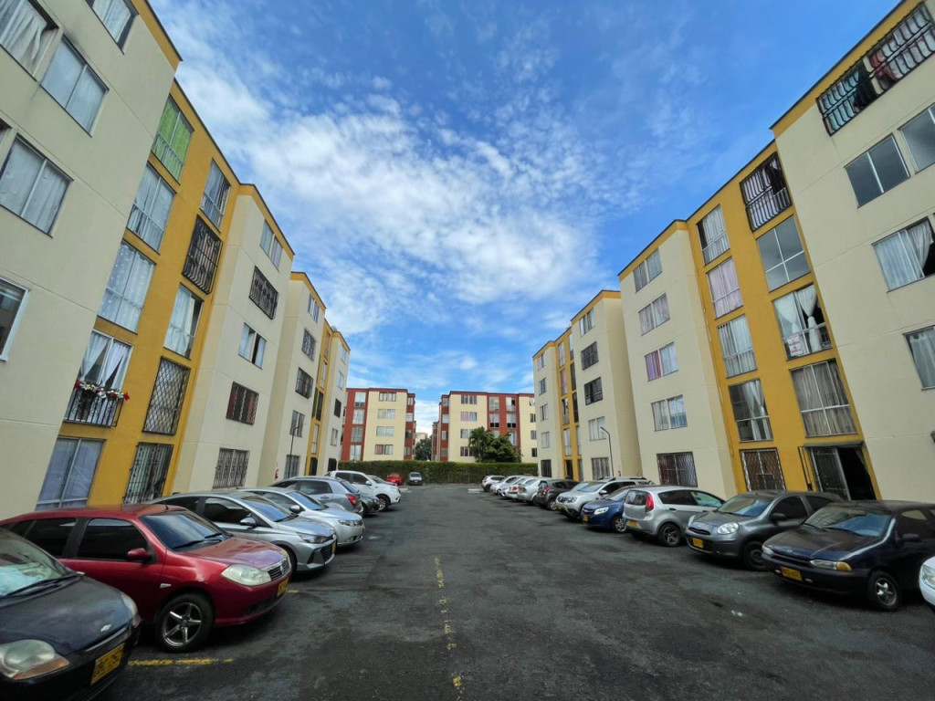 Apartamento En Arriendo - Brisas De Los Alamos, Cali