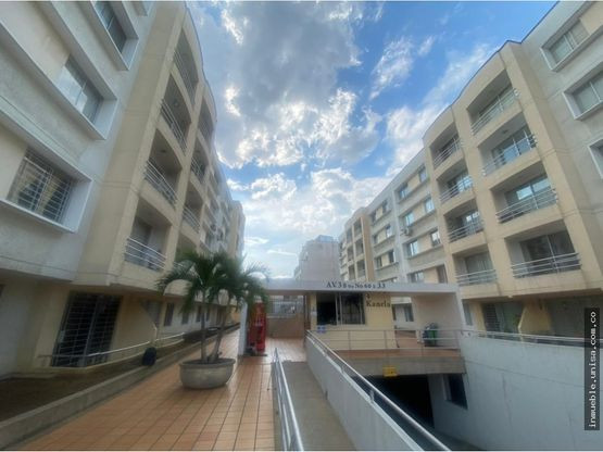 Apartamento En Arriendo - Urbanización La Flora, Cali