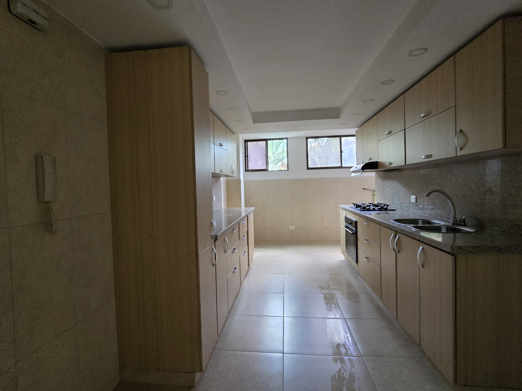 Apartamento En Venta - Prados Del Norte, Cali