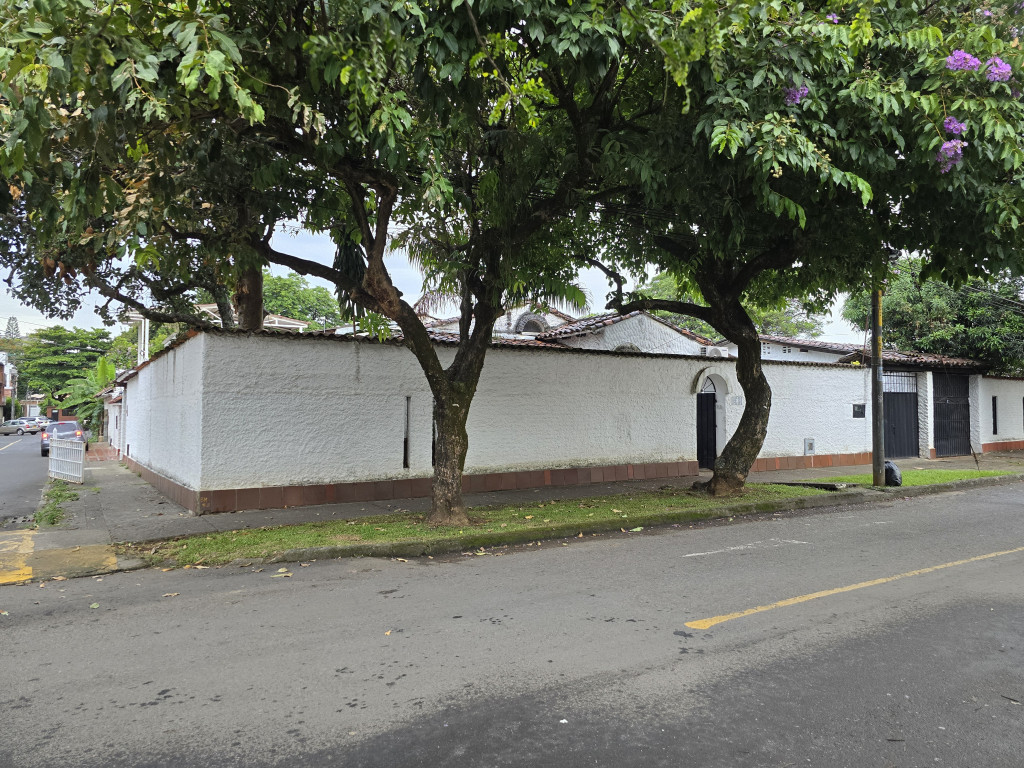 Casa En Venta - El Refugio, Cali