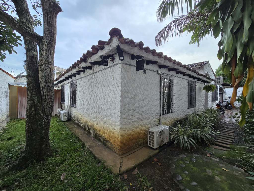 Casa En Venta - El Refugio, Cali