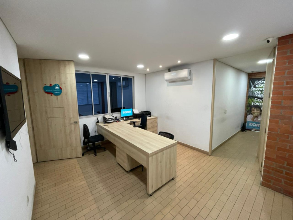 Local En Arriendo - Ciudad Cordoba, Cali