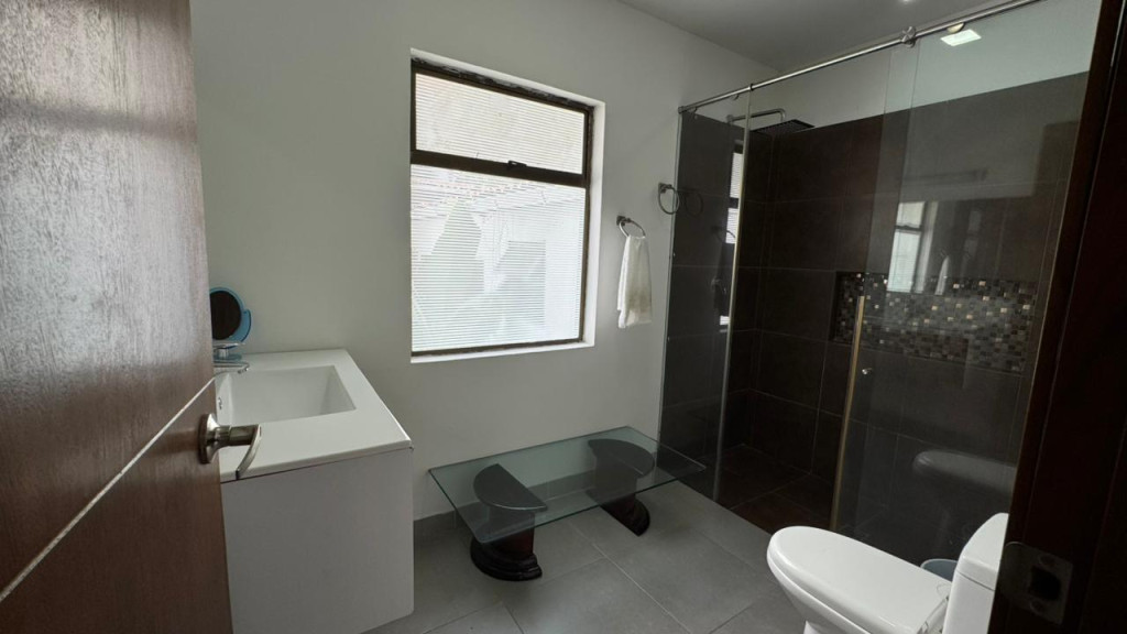 Casa En Venta - La Arboleda, Cali