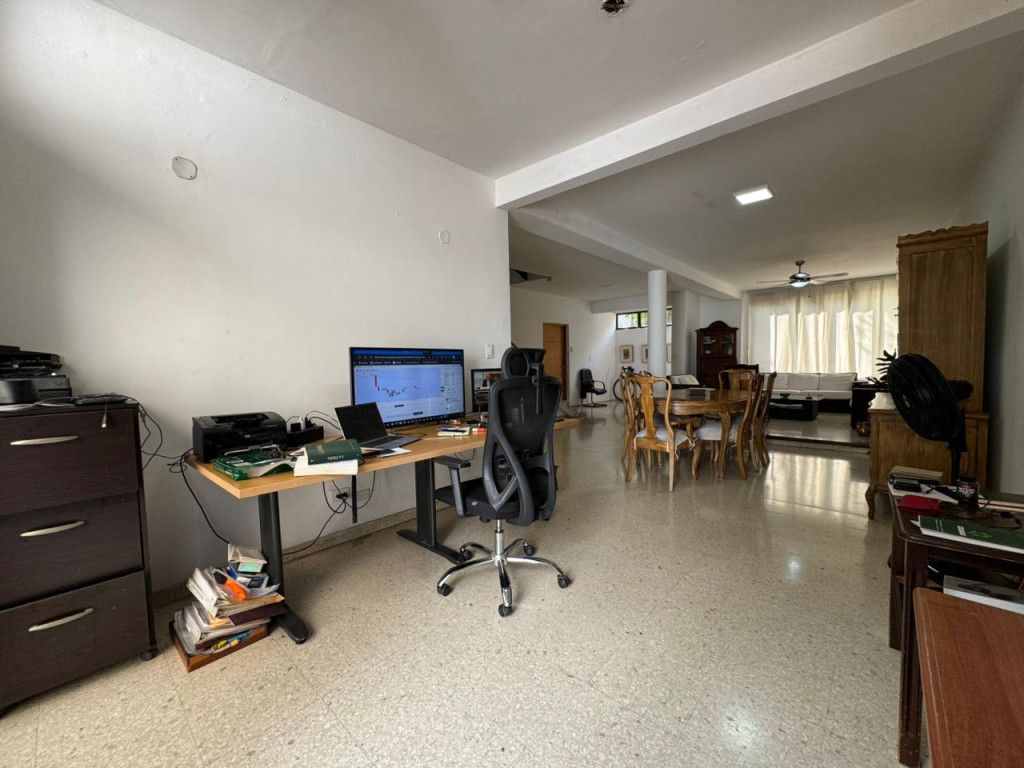 Casa En Venta - La Arboleda, Cali