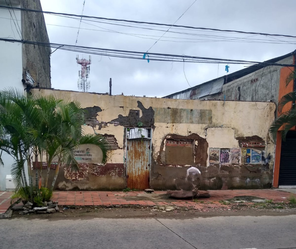 Casalotes En Venta - Obrero   , Cali