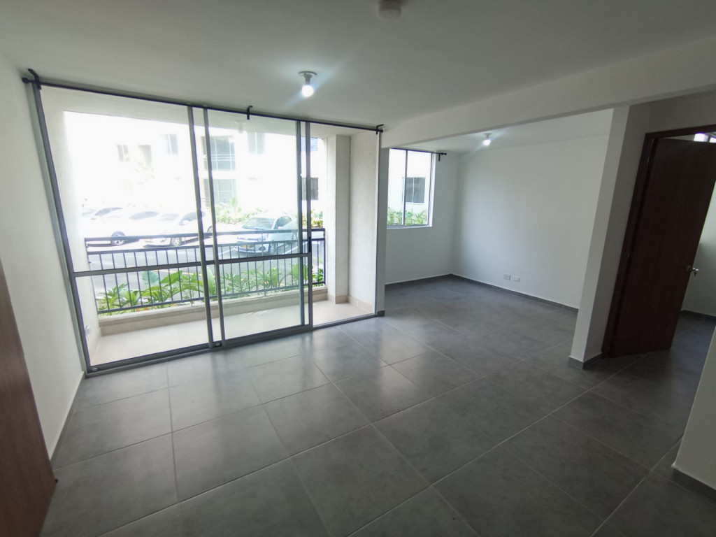 Apartamento En Arriendo - Ciudad Guabinas, Yumbo