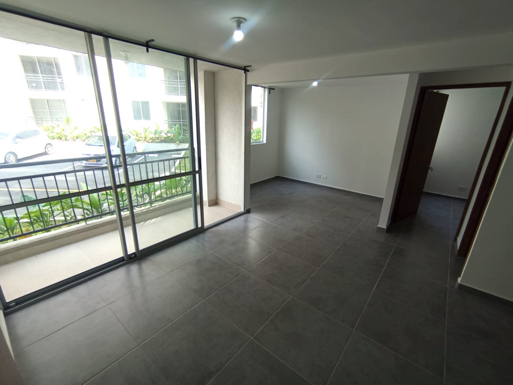 Apartamento En Arriendo - Ciudad Guabinas, Yumbo