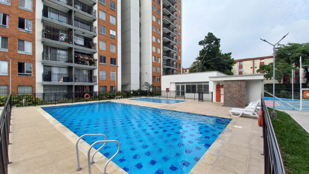 Apartamento En Arriendo - Prados Del Norte, Cali