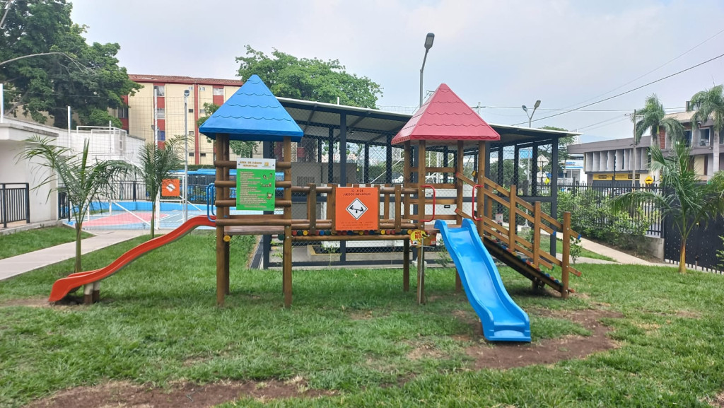 Apartamento En Arriendo - Prados Del Norte, Cali