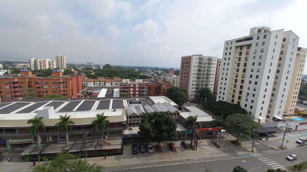 Apartamento En Arriendo - Prados Del Norte, Cali