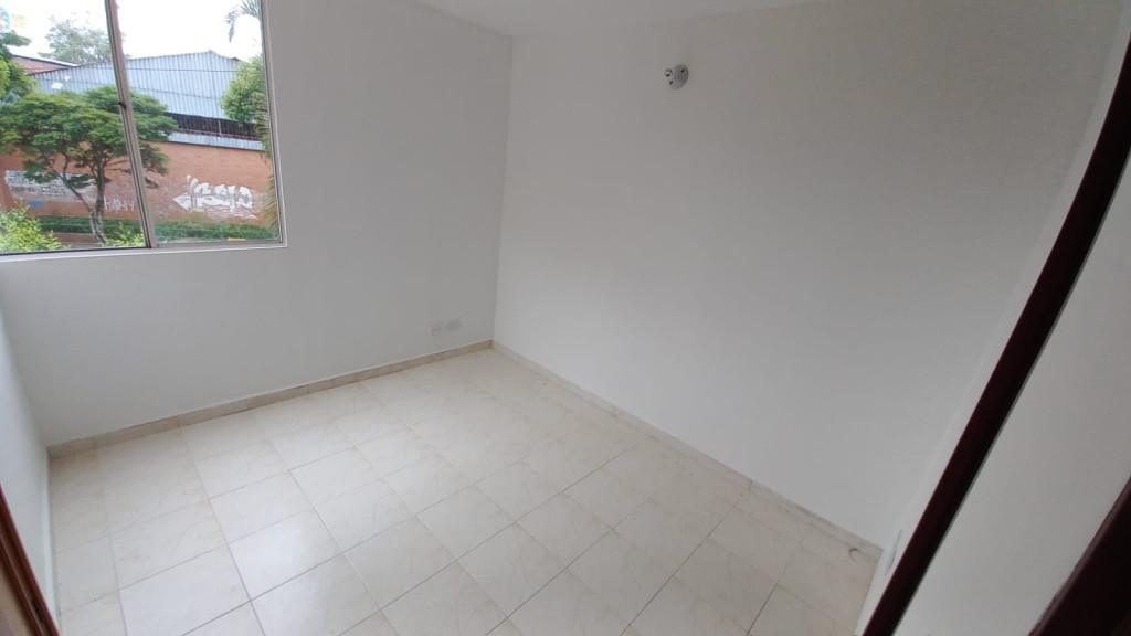 Apartamento En Arriendo - Urbanización La Flora, Cali