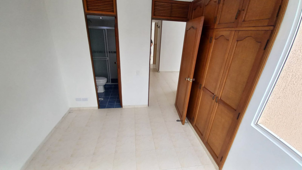 Apartamento En Arriendo - Urbanización La Flora, Cali