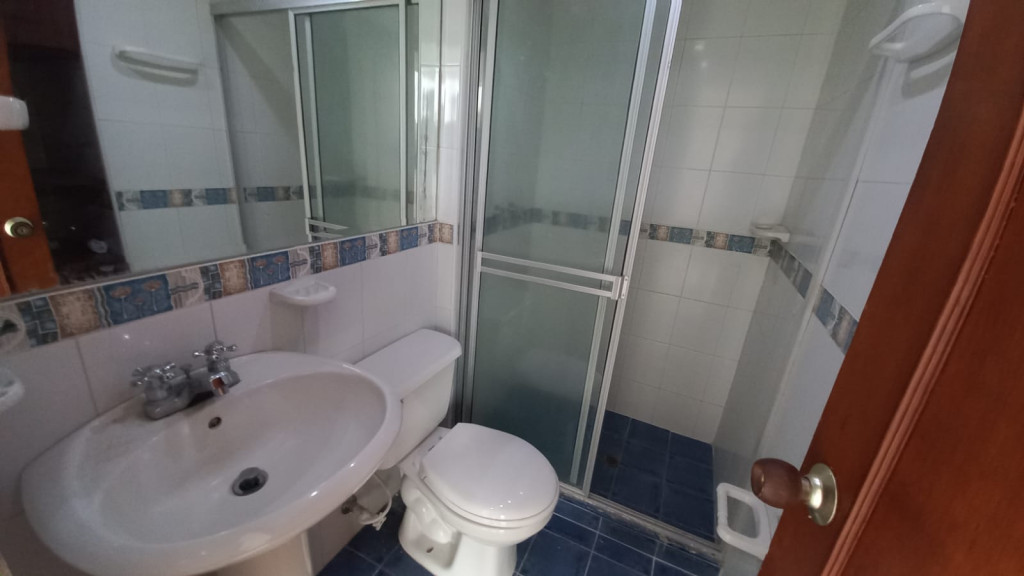 Apartamento En Arriendo - Urbanización La Flora, Cali