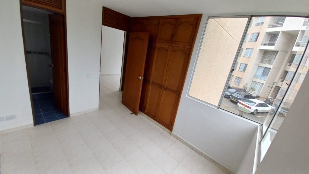 Apartamento En Arriendo - Urbanización La Flora, Cali