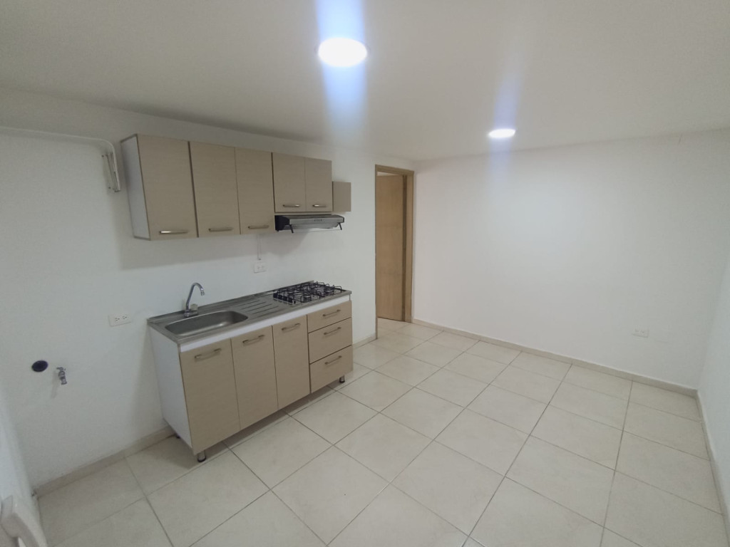 Apartaestudio En Arriendo - Miraflores, Cali