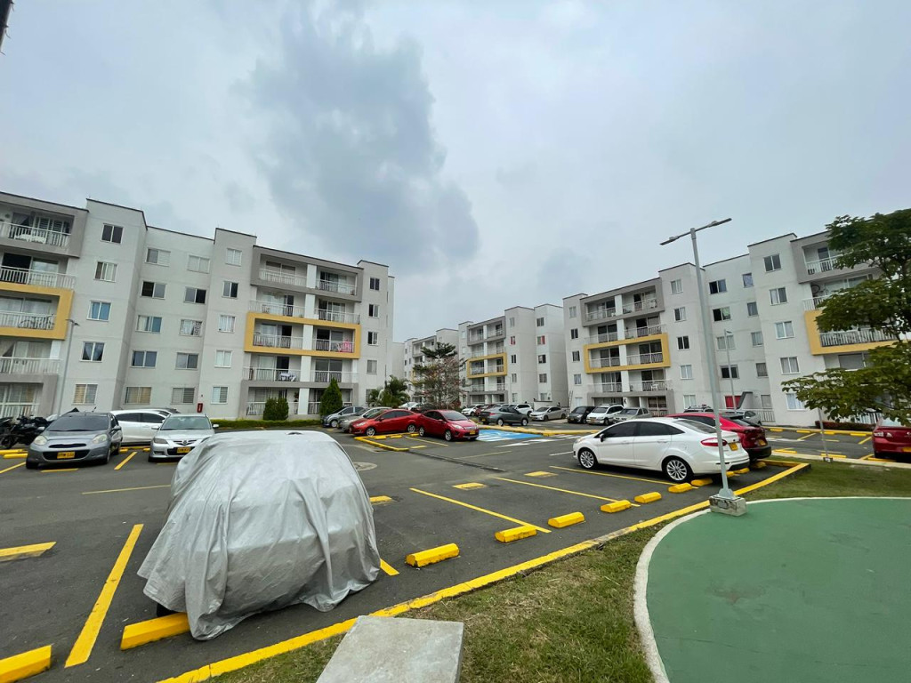 Apartamento En Arriendo - Ciudad Pacifica, Cali