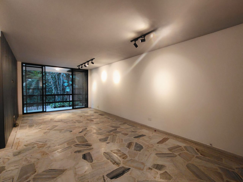 Apartamento En Venta - Normandía, Cali