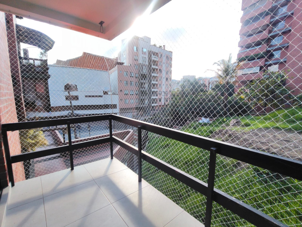 Apartamento En Venta - Normandía, Cali