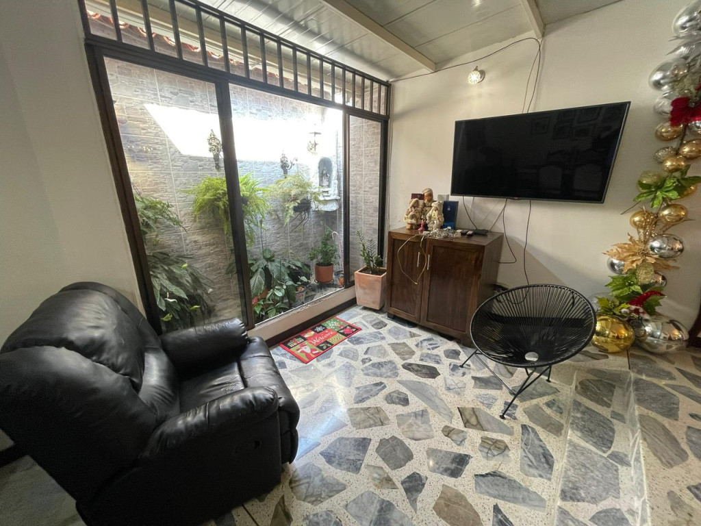 Casa En Arriendo - Ciudad Jardín, Cali