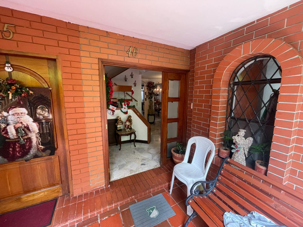 Casa En Arriendo - Ciudad Jardín, Cali