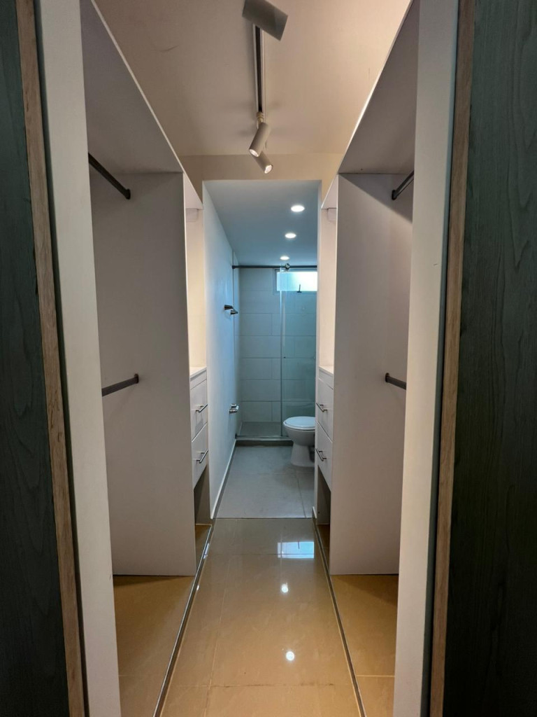 Apartamento En Arriendo - Hacienda Kachipay, Cali