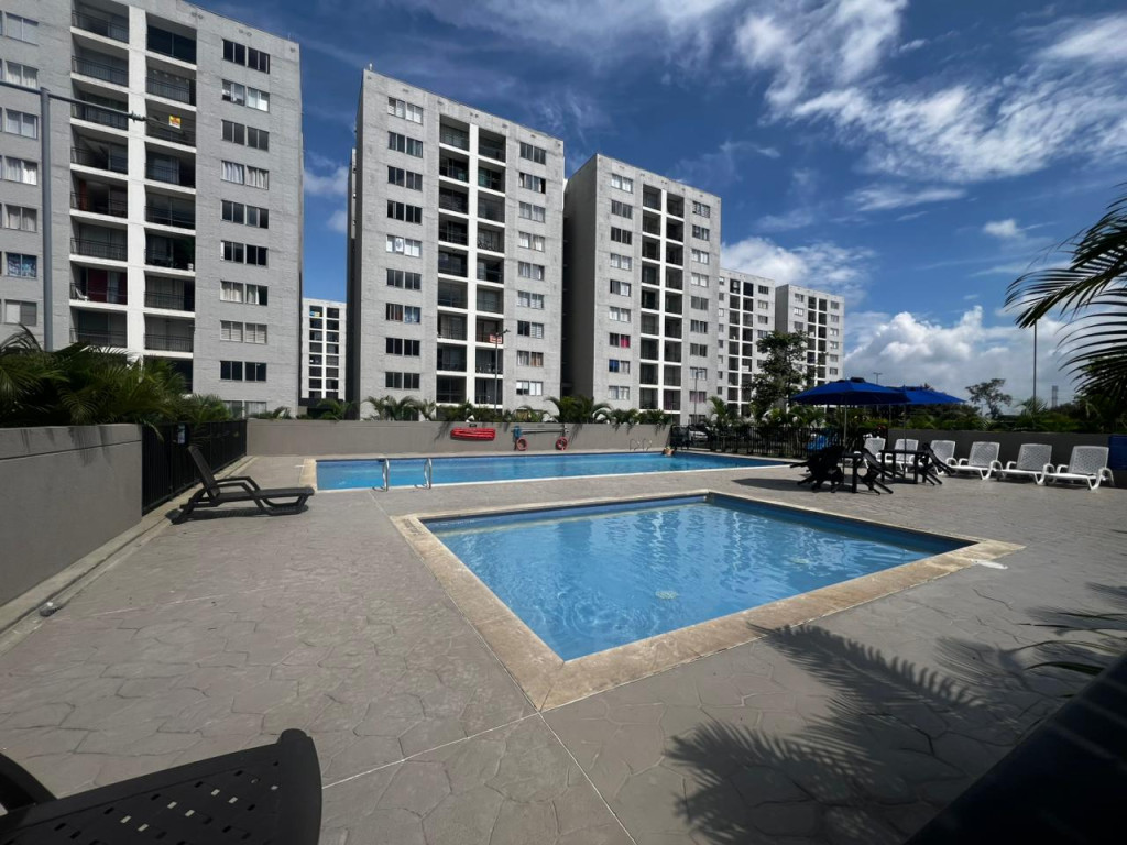 Apartamento En Arriendo - Hacienda Kachipay, Cali
