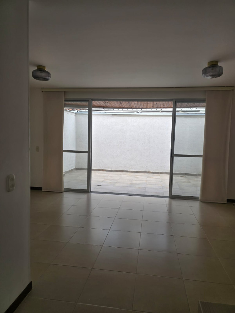 Casa En Arriendo - Ciudad Country, Jamundí