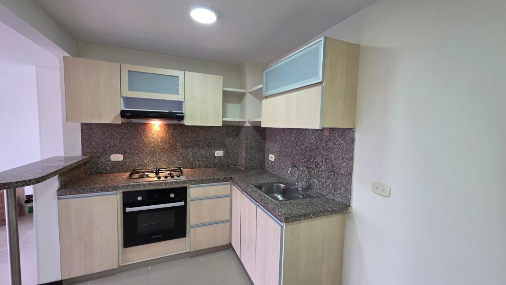 Apartamento En Arriendo - Valle Del Lili, Cali