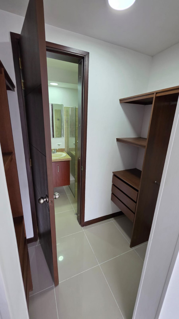 Apartamento En Arriendo - Valle Del Lili, Cali