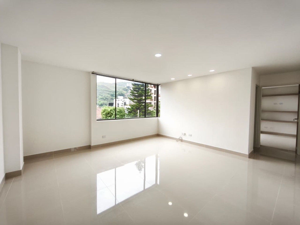 Apartamento En Arriendo - Miraflores, Cali