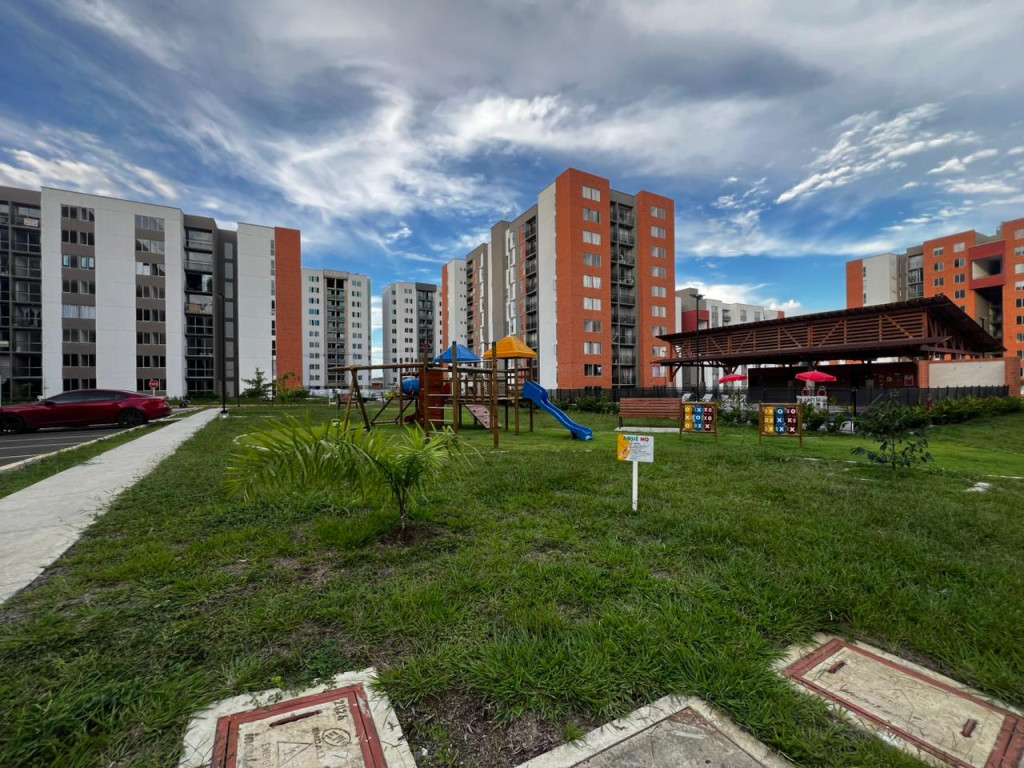 Apartamento En Arriendo - Ciudad Pacifica, Cali