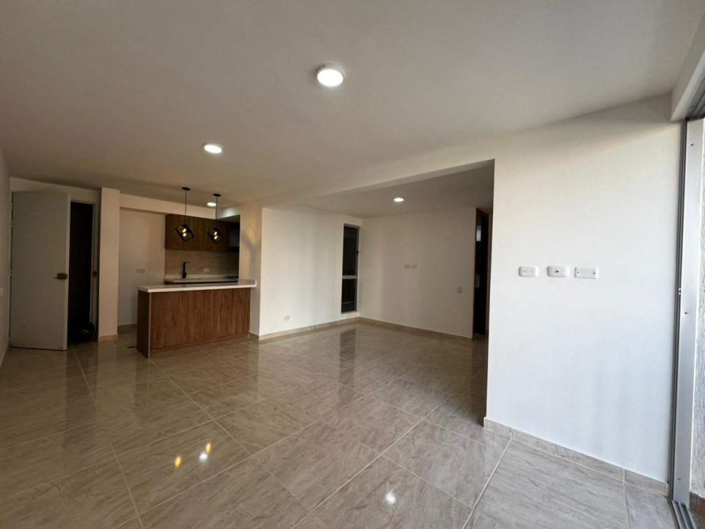 Apartamento En Arriendo - Ciudad Pacifica, Cali