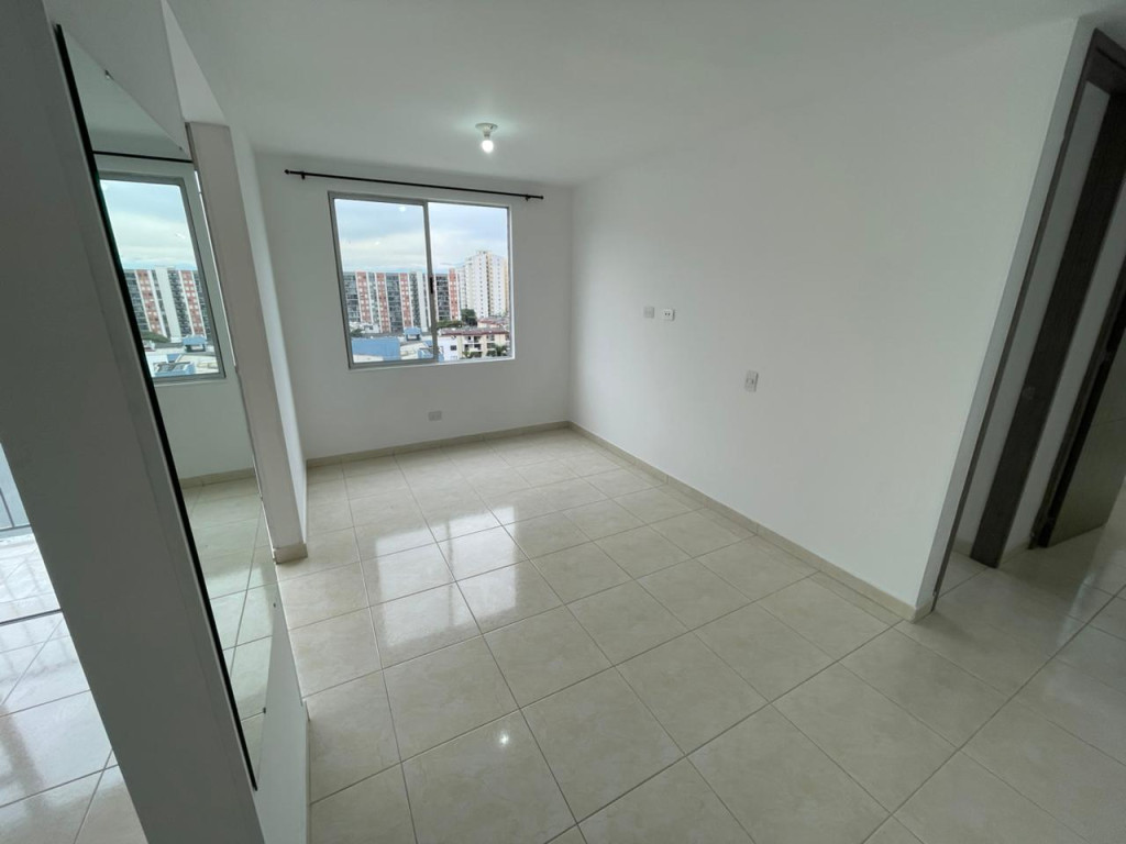 Apartamento En Arriendo - Prados Del Norte, Cali
