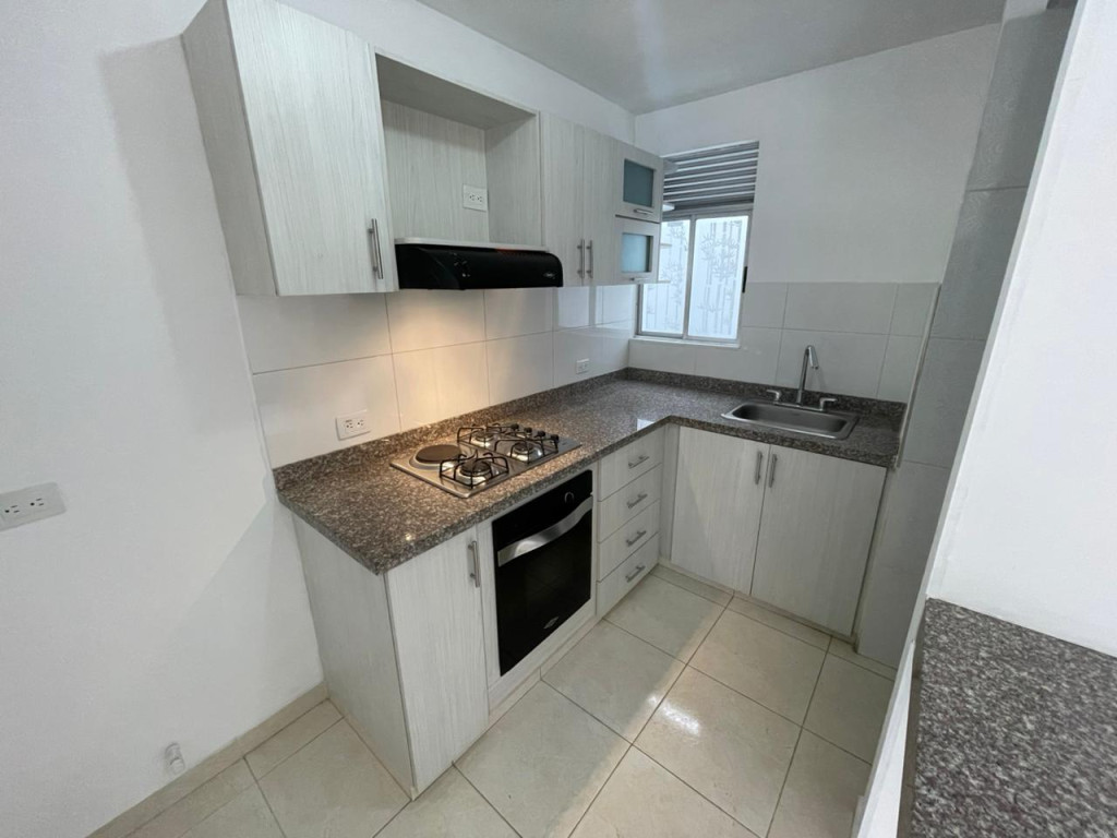 Apartamento En Arriendo - Prados Del Norte, Cali