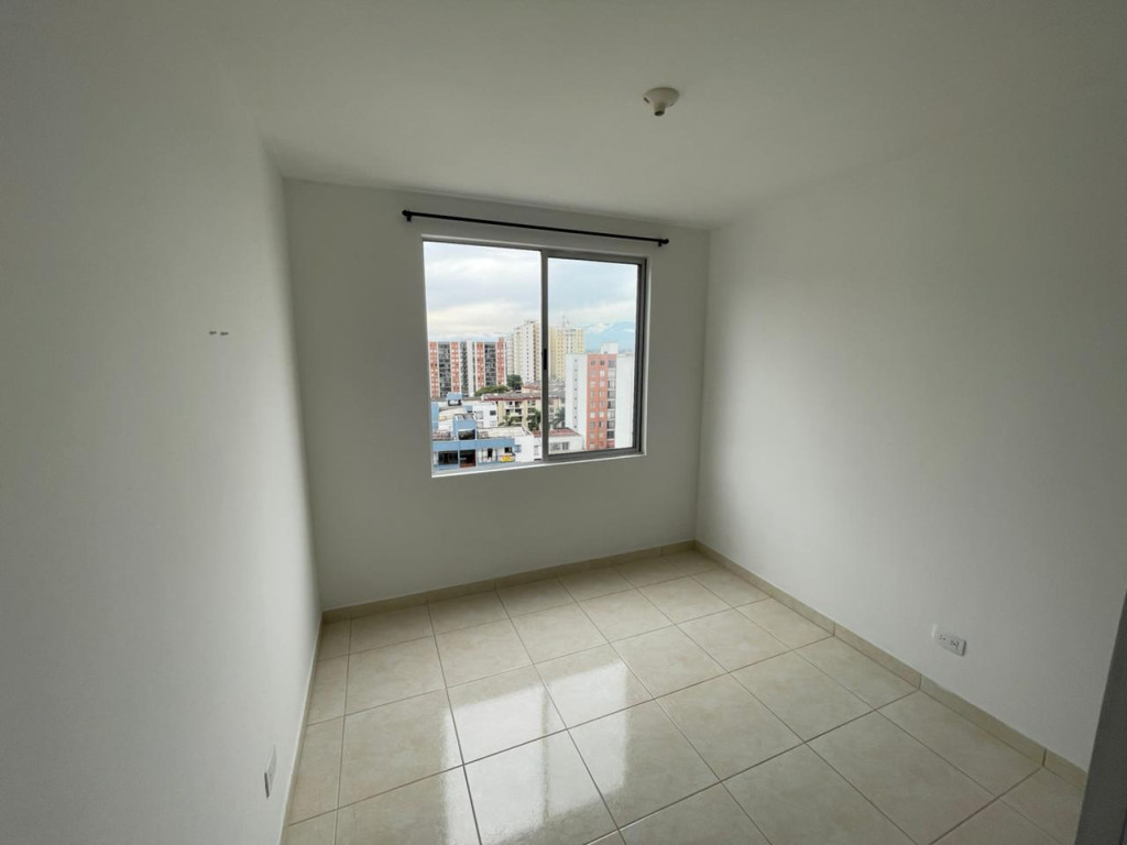 Apartamento En Arriendo - Prados Del Norte, Cali