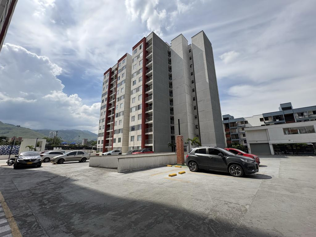 Apartamento En Arriendo - Prados Del Norte, Cali