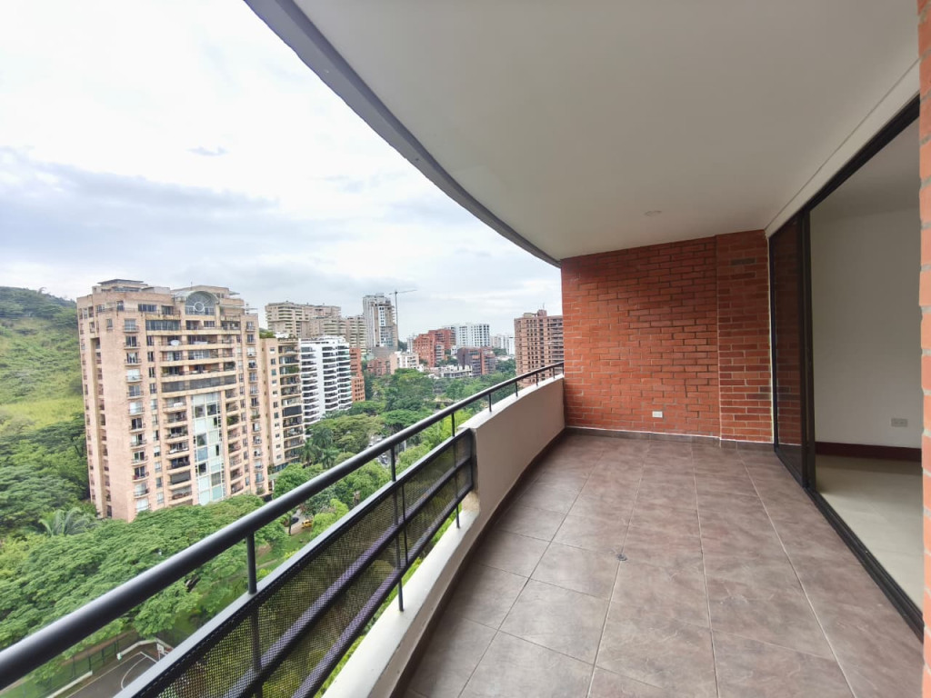 Apartamento En Arriendo - Bajo Aguacatal, Cali