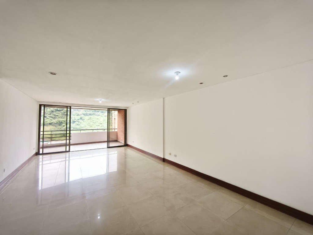 Apartamento En Arriendo - Bajo Aguacatal, Cali