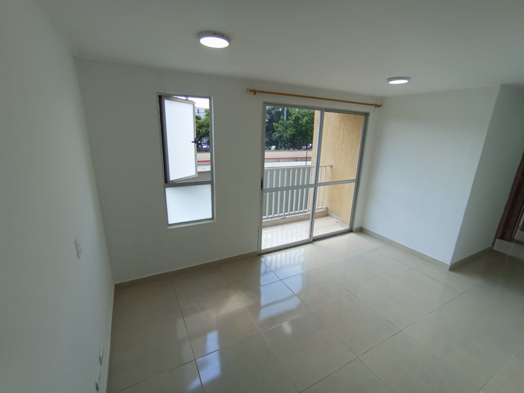 Apartamento En Arriendo - Brisas De Los Alamos, Cali