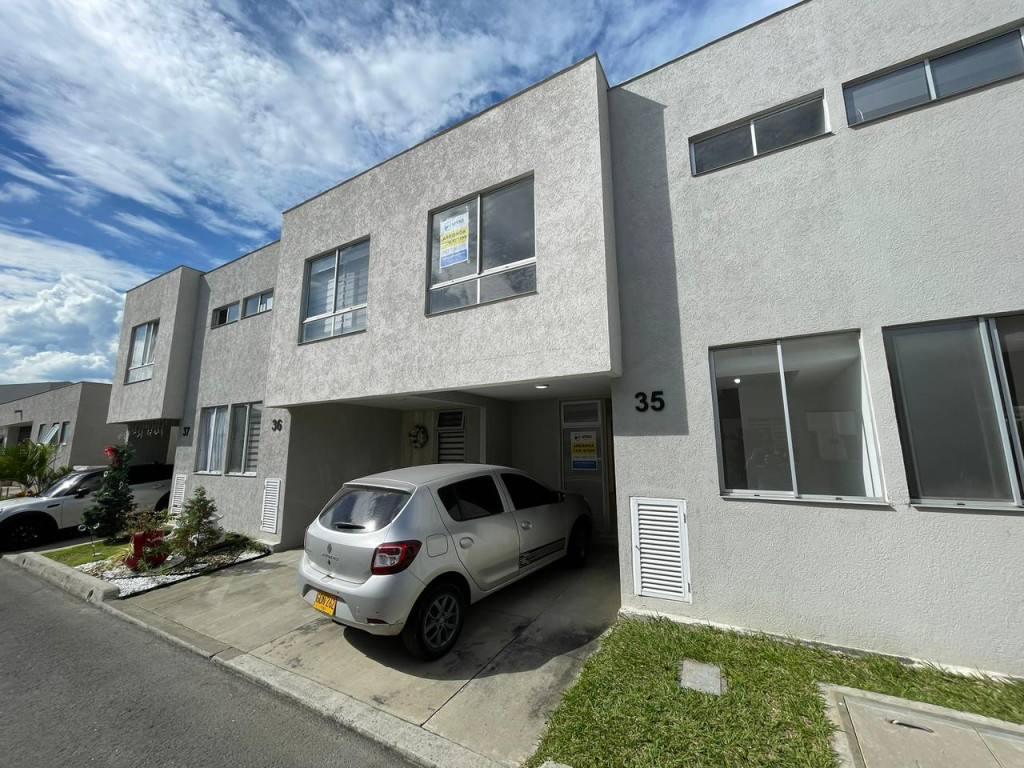 Casa En Arriendo - Ciudad Country, Jamundí